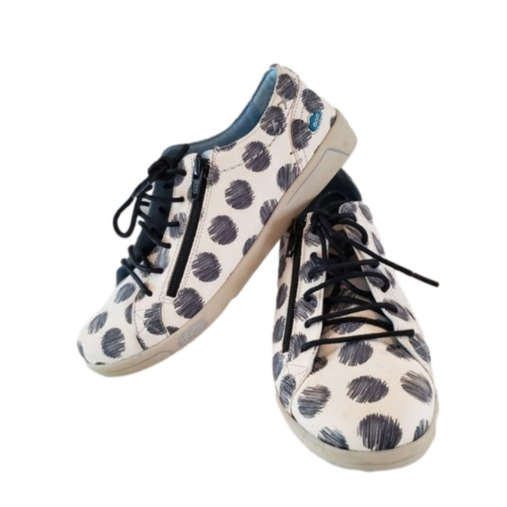 Cloud  Aika Circles, Italian Upper, Lace Up and Zipper, Size 6.5 EU 37
